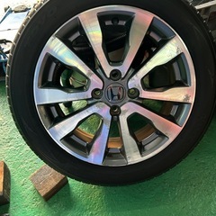 GP4フィットハイブリットRS純正ホイールの画像