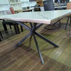 セラミックダイニングテーブルが2万以下！！！の画像