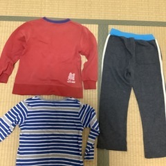 120センチ　子供服　秋冬　長袖シャツ　トレーナー　ズボン　の画像