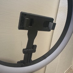 リングライト付き✨携帯スタンドの画像