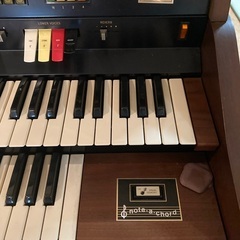 ハモンドオルガンの画像