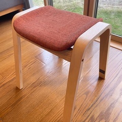スツールの画像