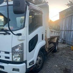 Isuzu 4 tonの画像