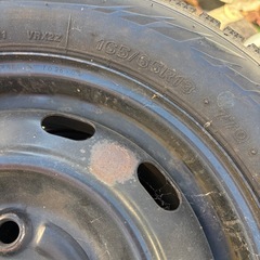 165/65R13スタッドレスタイヤ　ホイール付き　溝ありますの画像