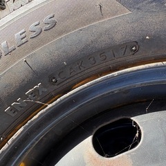 165/65R13スタッドレスタイヤ　ホイール付き　溝ありますの画像