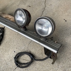 三菱パジェロについてたランプの画像