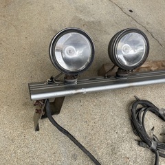 三菱パジェロについてたランプの画像