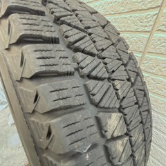 スタッドレスタイヤ4本の画像
