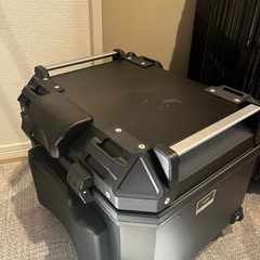 バイク用リアボックス45リットル ※取引予定者決まったので一旦ストップしますの画像