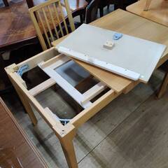 【愛品倶楽部柏店】IKEA イケア 伸長式ダイニング3点セット EKEDALENの画像