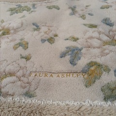 ローラアシュレイ　マットの画像