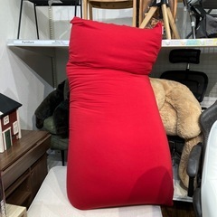 ビーズクッション Yogibo レッド　USEDの画像
