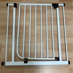 2つセット　
ベビーゲート　　の画像