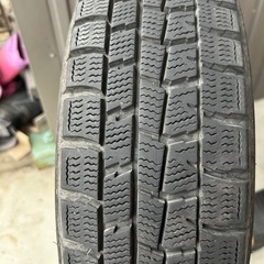 ダンロップ スタッドレスタイヤ アルミホイール付きの画像