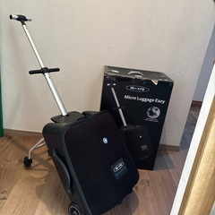 m-cro 子供乗せ　キャリーバッグ　の画像