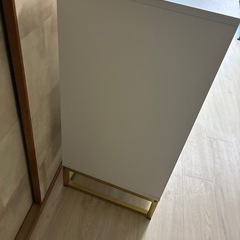チェスト　収納棚　の画像