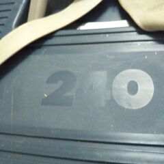 クーラーボックス 240 L 透明ケース付きの画像