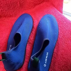 マリンシューズ　 中古品　　サイズ　28㎝相当の画像