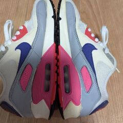 エアマックス23.5センチの画像