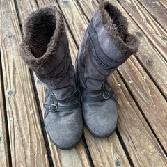 asicsアシックスタイガー ボアブーツ25㎝の画像