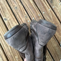 asicsアシックスタイガー ボアブーツ25㎝の画像