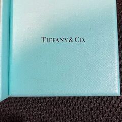 Tiffany & Co.「ハードウェア トリプルドロップ リンク ピアス」の画像