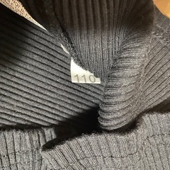 【美品】【110】黒　トップス　ニットの画像