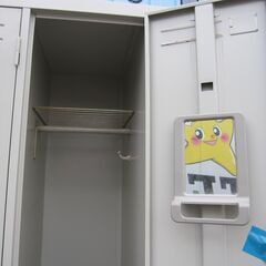 特価！　現状渡し　3人用ロッカー　鍵2ヶ所あり　コクヨ製　900ｘ515ｘ1790の画像