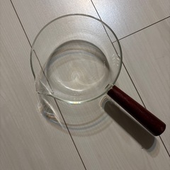 ガラス片手鍋の画像