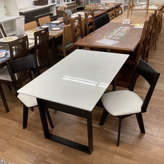 S134 ⭐ NITORI ニトリ ダイニング３点セット DTピア3 伸長式 回転椅子 幅92～120cm USEDの画像
