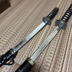 【決まりました】刀(小道具)¥
500/本の画像