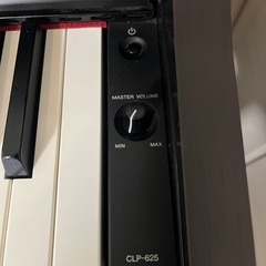 電子ピアノの画像