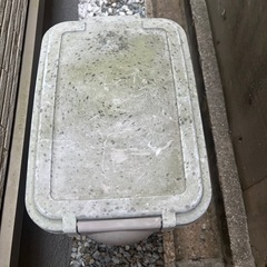 ゴミ箱の画像