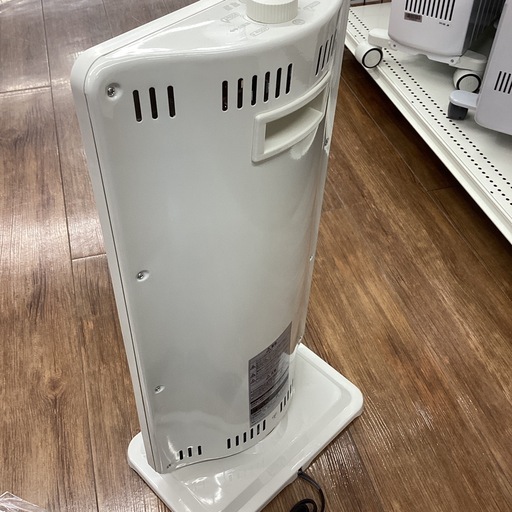 【半年間動作保証付き】TEKNOS カーボンヒーター 5,478円