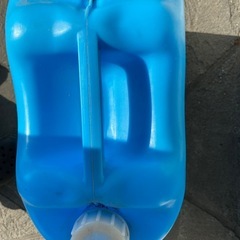 灯油用ポリタンクの画像