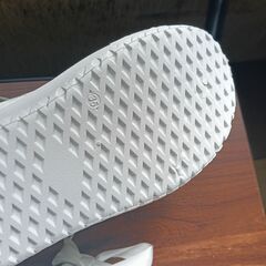 新品 22.5cm レディース スニーカー ホワイト シューズ 靴 カジュアル 識別番号:(960-Z)の画像