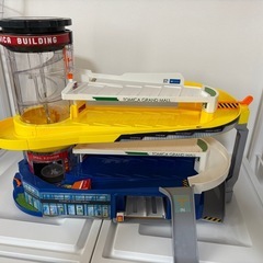 トミカ ダブルアクショントミカビルの画像