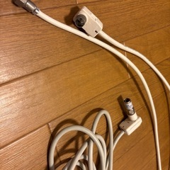 テレビ3分配器の画像