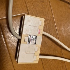 テレビ3分配器の画像