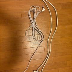 テレビ3分配器の画像