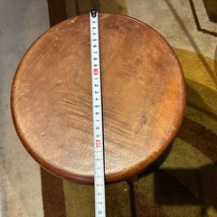 アンティーク/レトロ/スツール/木製/インテリア/ 丸椅子の画像