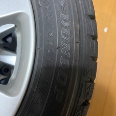 スタッドレスタイヤホイールセット4本の画像