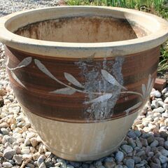 　お取り引き中　陶器　睡蓮鉢　メダカ・金魚などに・・・の画像
