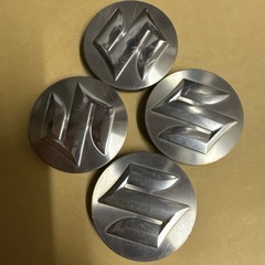 スズキ純正ホイールセンターキャップ
の画像