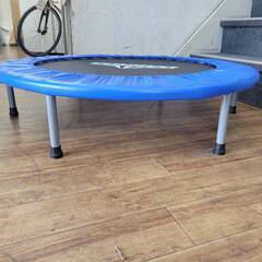 トランポリン DABADA ダバダ ブルー 折りたたみ 🚚自社配送時💳代引き可🚚(現金、クレジット、スマホ決済対応)の画像