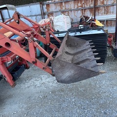 ヤンマーf２１５&フロントバケット付きの画像