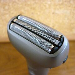 ☆未使用品 Panasonic エントリーシェーバー ES-RT4N 3枚刃 充電式 電気カミソリ シルバー パナソニック 電気シェーバー ステンレス鍛造刃 札幌市 豊平区 平岸店の画像