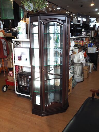 ◆コーナー 照明付き キャビネット ガラス コレクション キュリオケース フィギュア 骨董 アンティーク◆