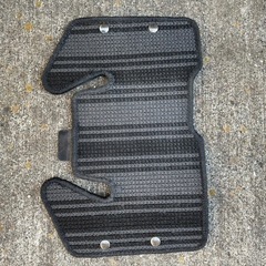 純正フロアマット一式の画像