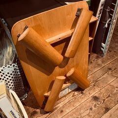 折りたたみローテーブルの画像